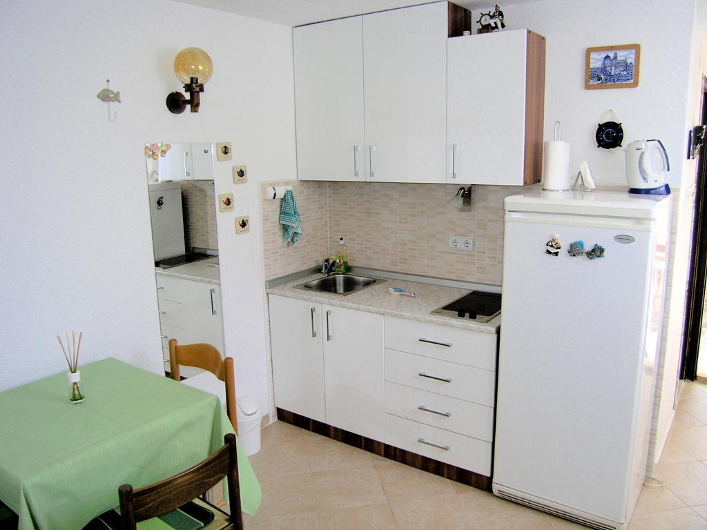 Studio Apartment Tamara Krk Town Zimmer foto